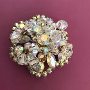 Juliana DeLizza and Elster Aurora Borealis Brooch, Dangling Crystals, Sp…
